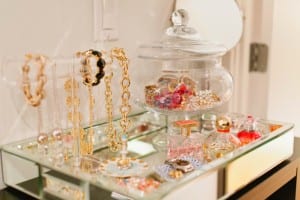 jewelry tray display