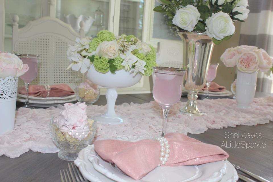 Mothers’ Day Tablescape