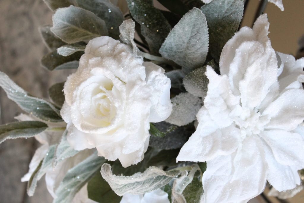  Styling a Christmas coffee table sparkly white poinsettias roses lambs ear floral arrangement Christmas stems picks winter Wonderland 