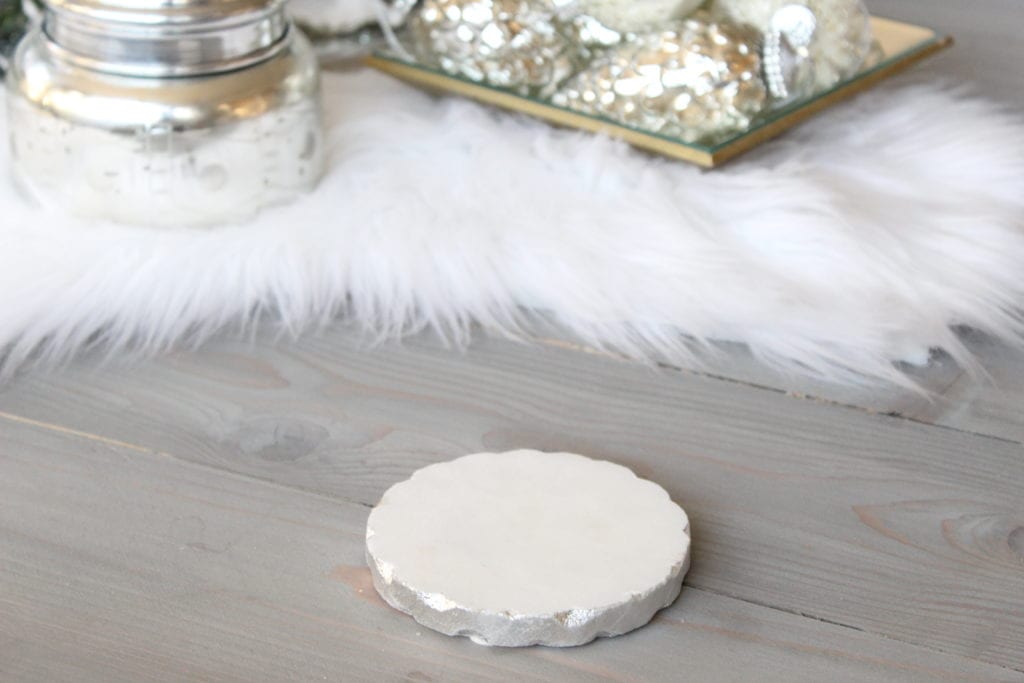  Styling a Christmas coffee table white silver marble round coasters 