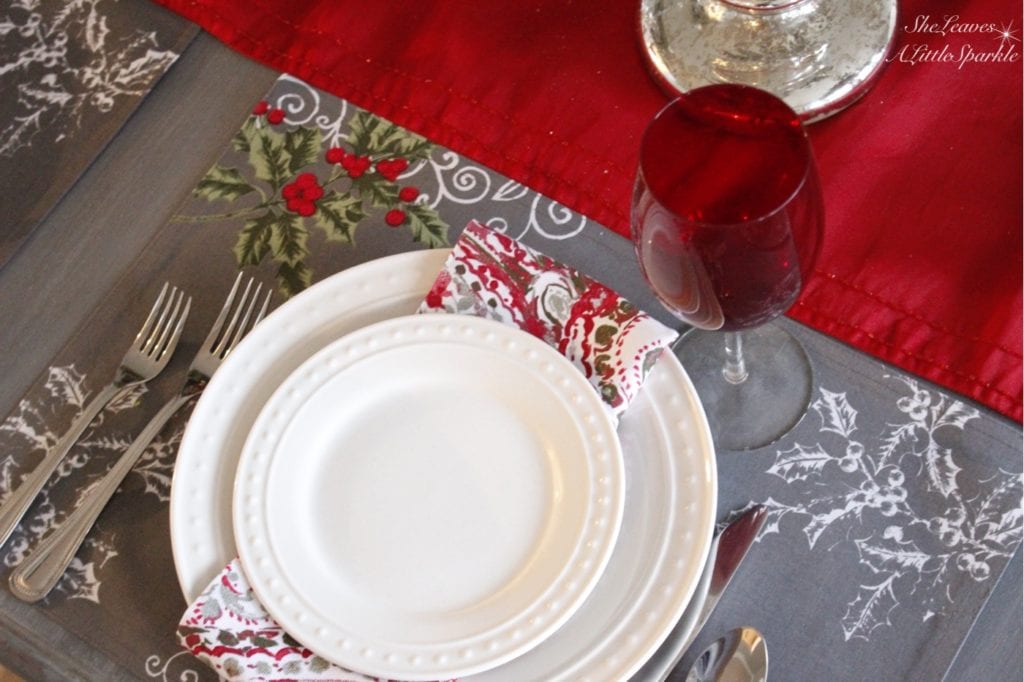 seven gorgeous christmas tablescape ideas