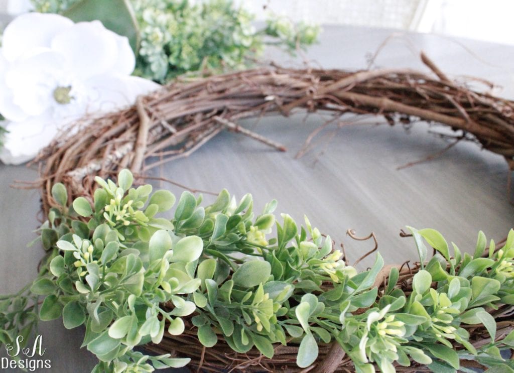 How To Make A Faux Boxwood and Magnolia Wreath
