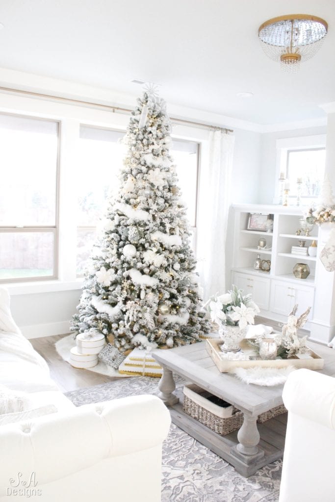 Winter Wonderland Flocked Christmas Tree & Mantel - Summer Adams