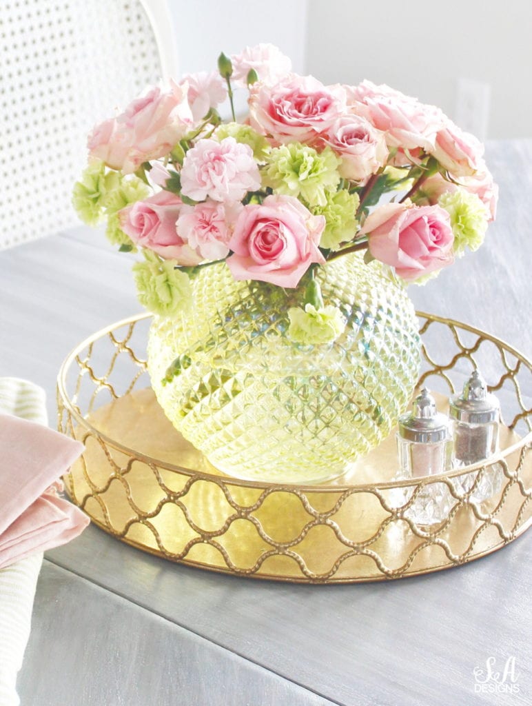 pink and green spring decor, vintage green vase with fresh flowers, round gold brass tray, crystal chandelier, french country style, romantic homes, elegant classy spring decor interiors, blogger spring home