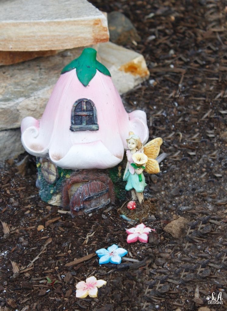 outdoor fairy garden