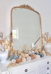how to decorate with velvet pumpkins, diy velvet pumpkins, hot skwash pumpkins, Anthropologie mirror, fall entry way decor