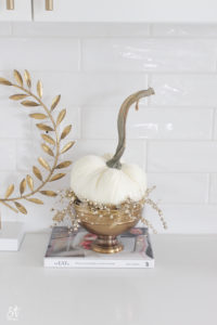 how to decorate with velvet pumpkins, antique gold snack pedestal bowl pottery barn, white velvet hotskwash velvet pumpkin, diy velvet pumpkin, decorating with pumpkins, tips on decorating with pumpkins, fall kitchen decor