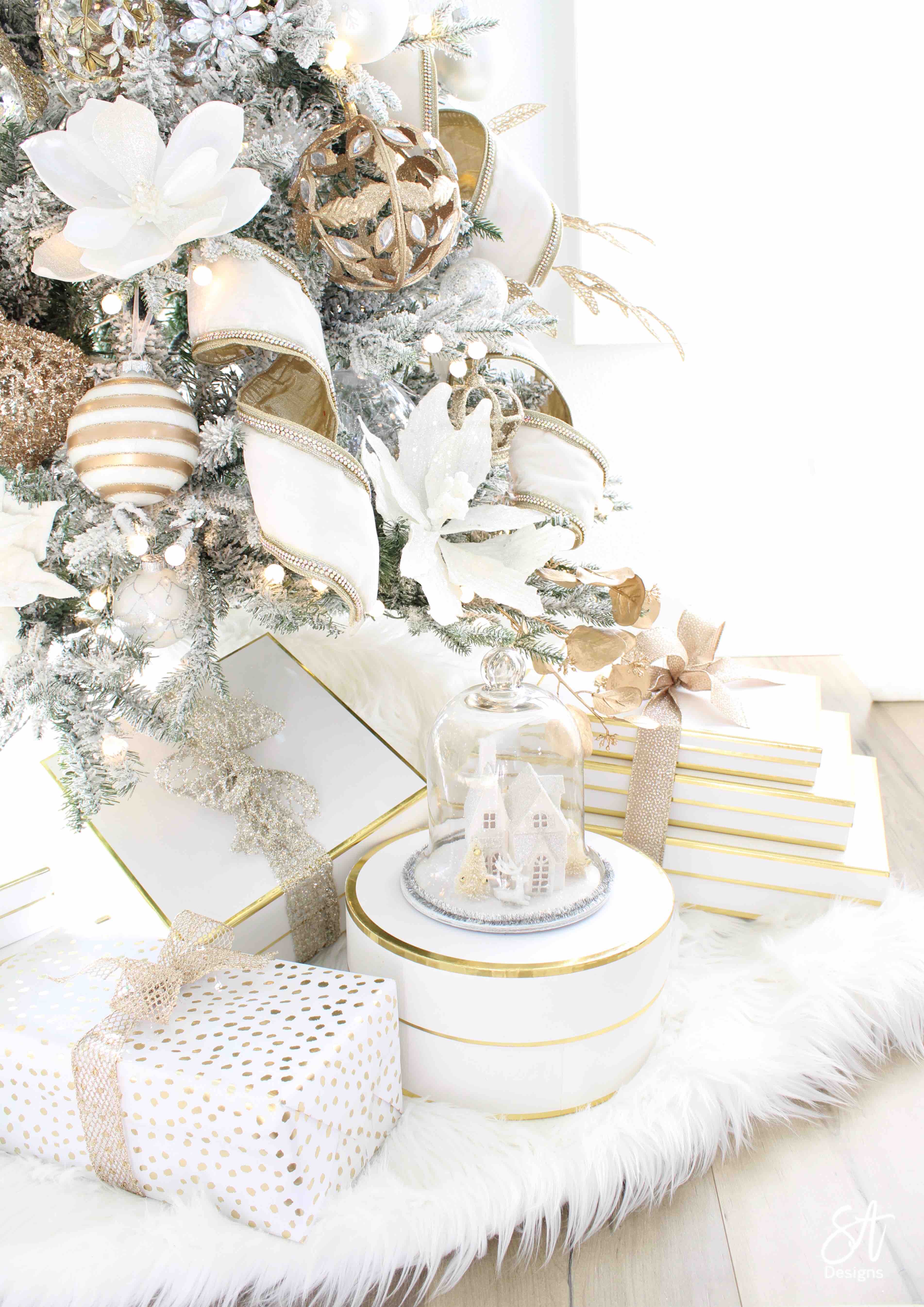 Glam White &amp; Gold Living Room Christmas Tree &amp; Mantel17 - Summer Adams