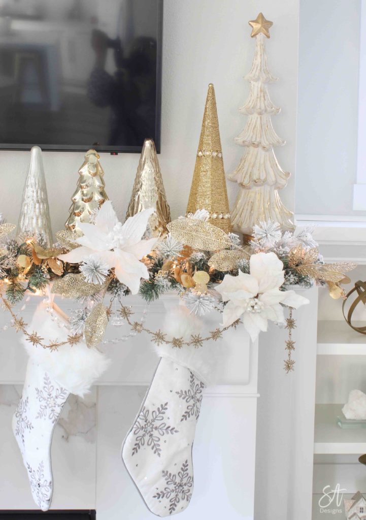 White and Gold Christmas tree bow topper. Gold Fireplace Mantel Decora –  Adriana Ortiz Designs