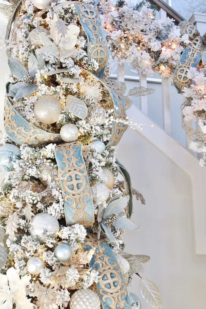 Elegant Spa Blue Entry Christmas Tree & Garlands - Summer Adams